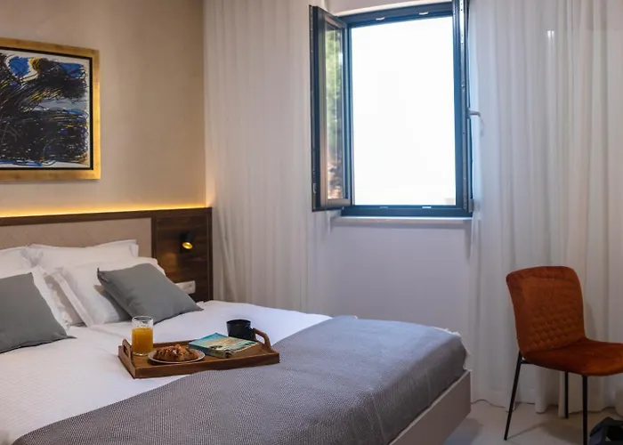 New & Luxury 5* With Breathtaking View- Kiki Lu Apartment